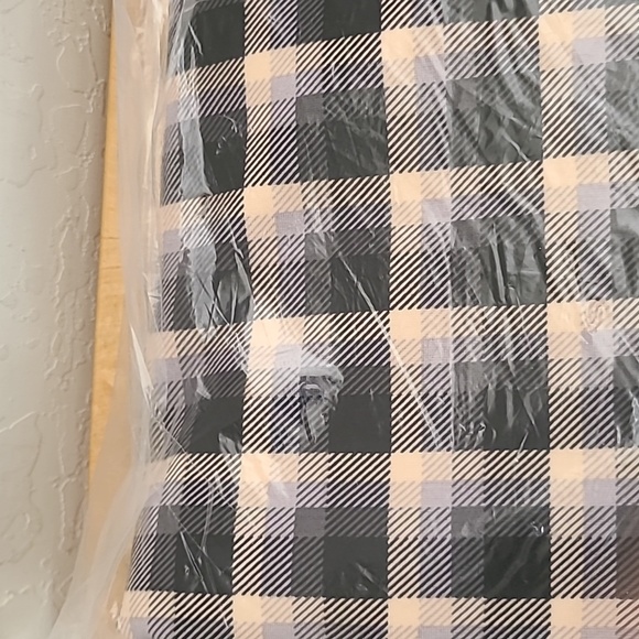 Torrid Pocket Pixie Flare Studio Luxe Ponte High-Rise Pant - Picture 11 of 16